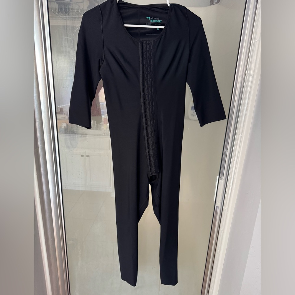 Marena Recovery Black Compression Garment